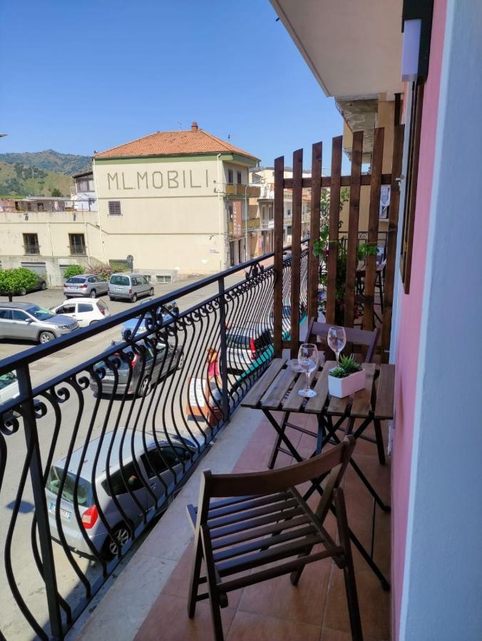 I Du Meli Apartments Taormina Eksteriør billede